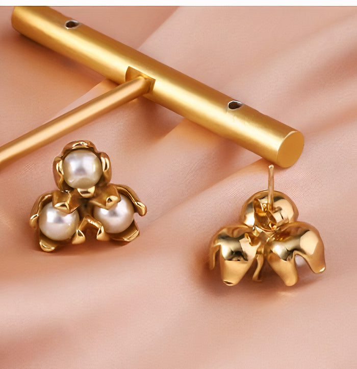 Vintage Pearl Golden Earrings