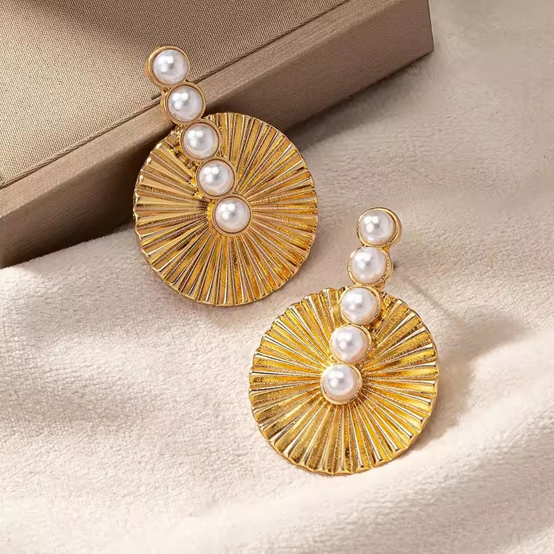 Vintage Triple Pearl Golden Rounded Earrings
