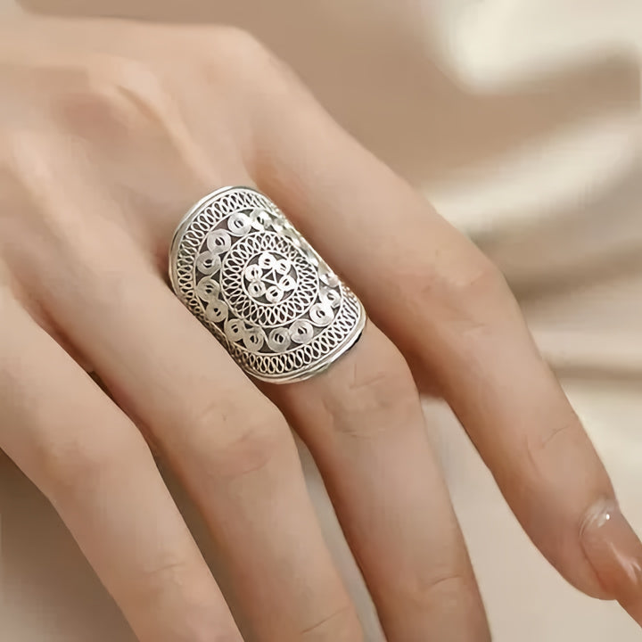 Vintage Coctail Silver Ring